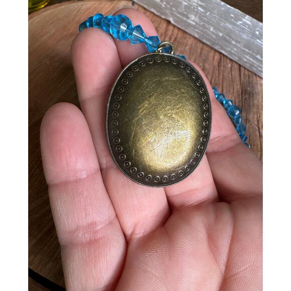 Aqua Marine  Beaded Necklace With Oval Locket Blue Rhinestones and Black Stone - Picture 4 of 5